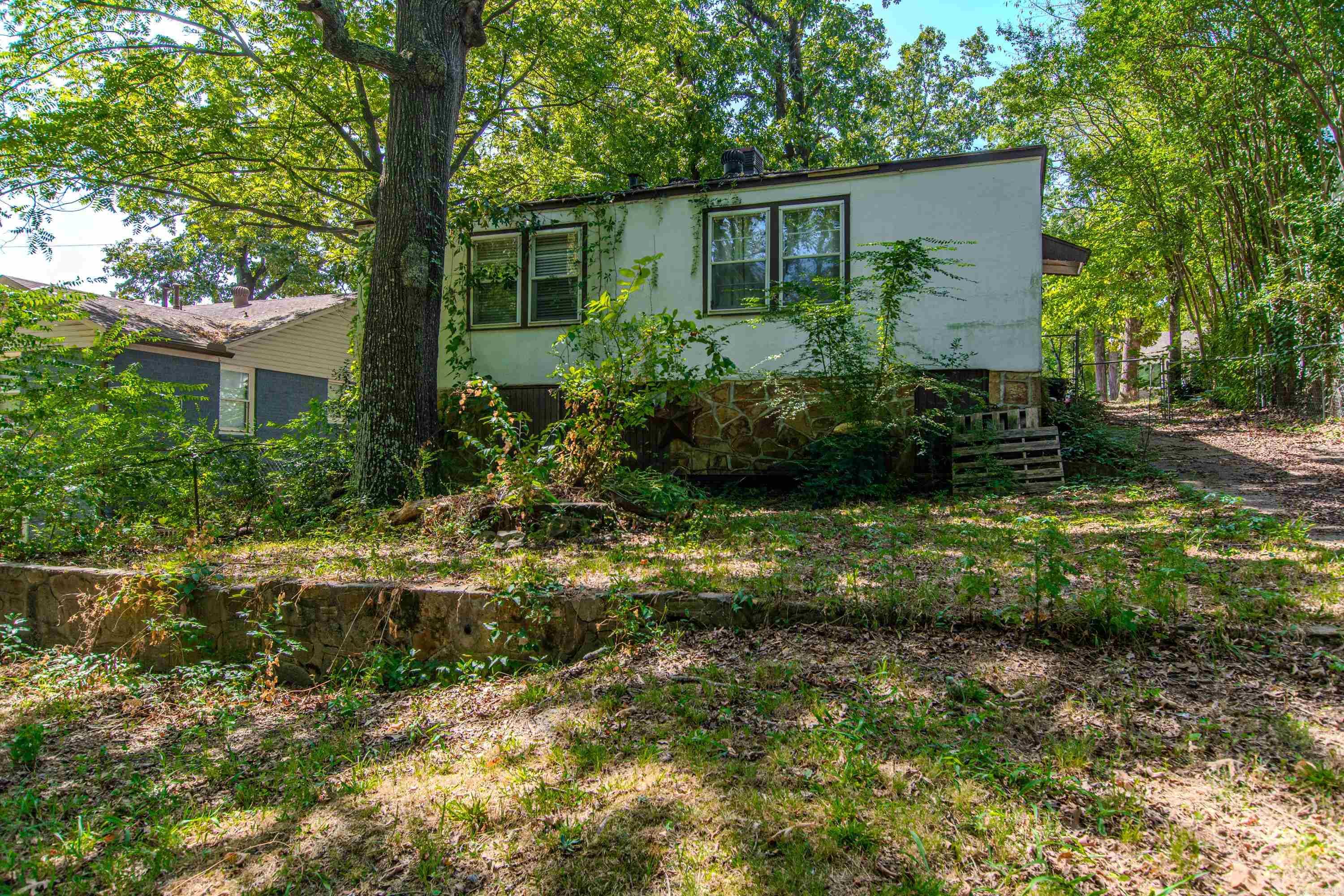 217 East E Ave