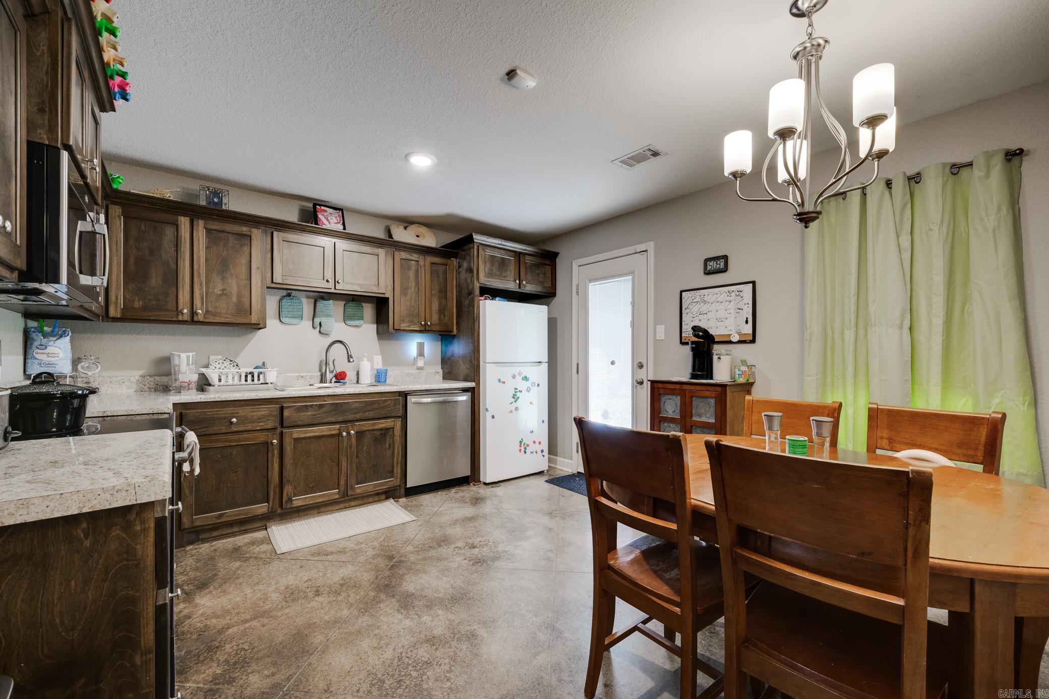 1375 Acuff Lane