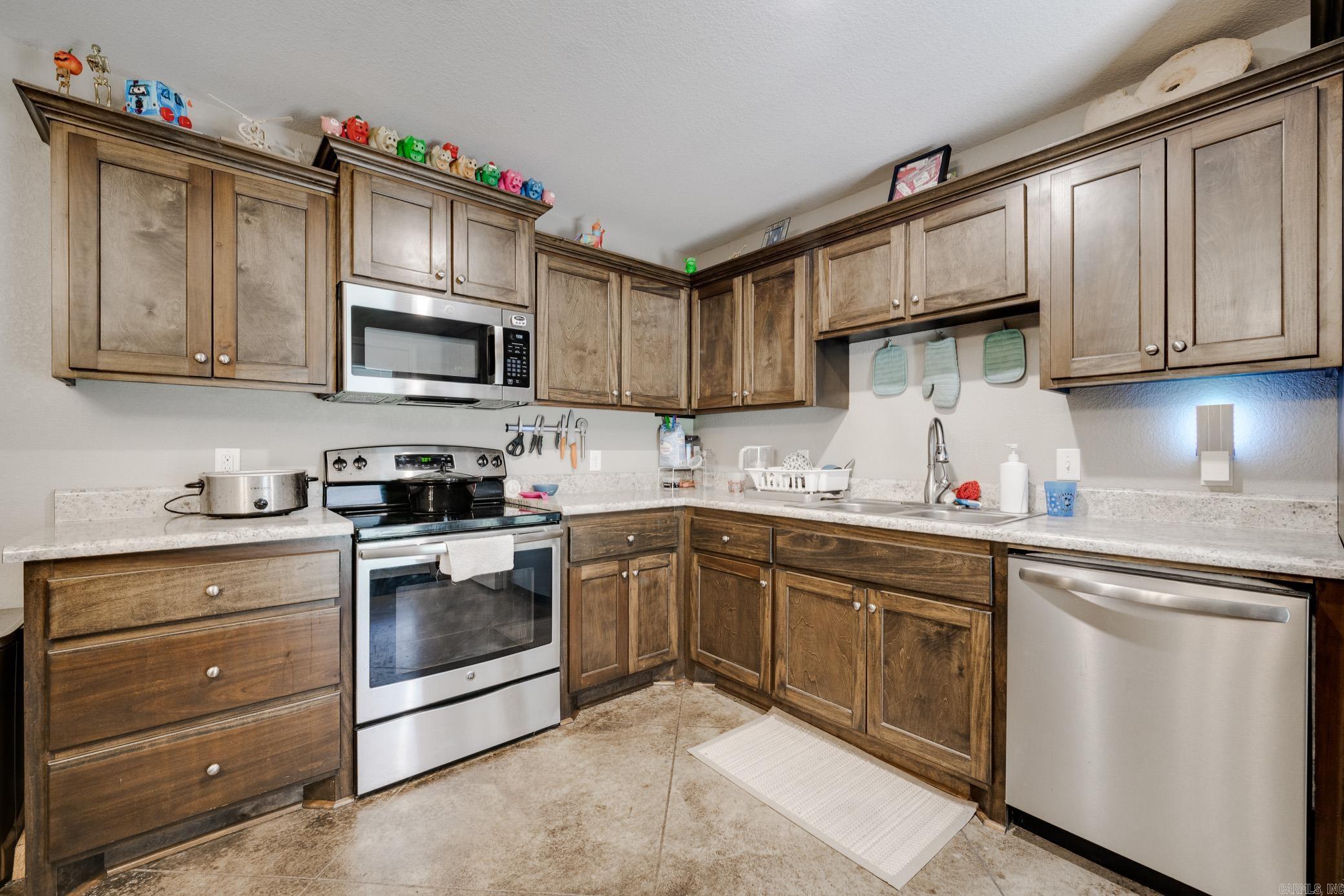 1375 Acuff Lane