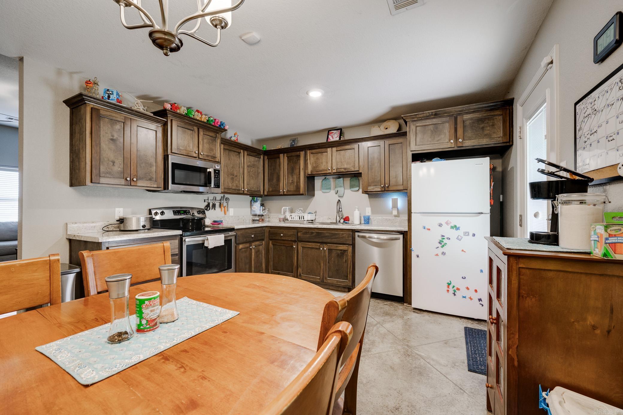 1375 Acuff Lane