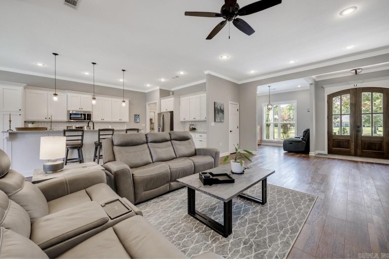 24 Johnny Drive