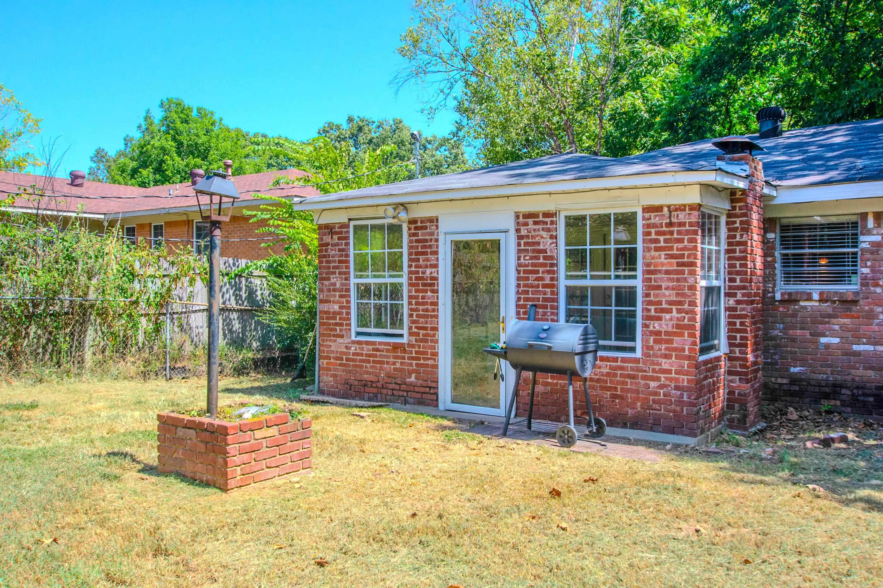 206 Steven Dr