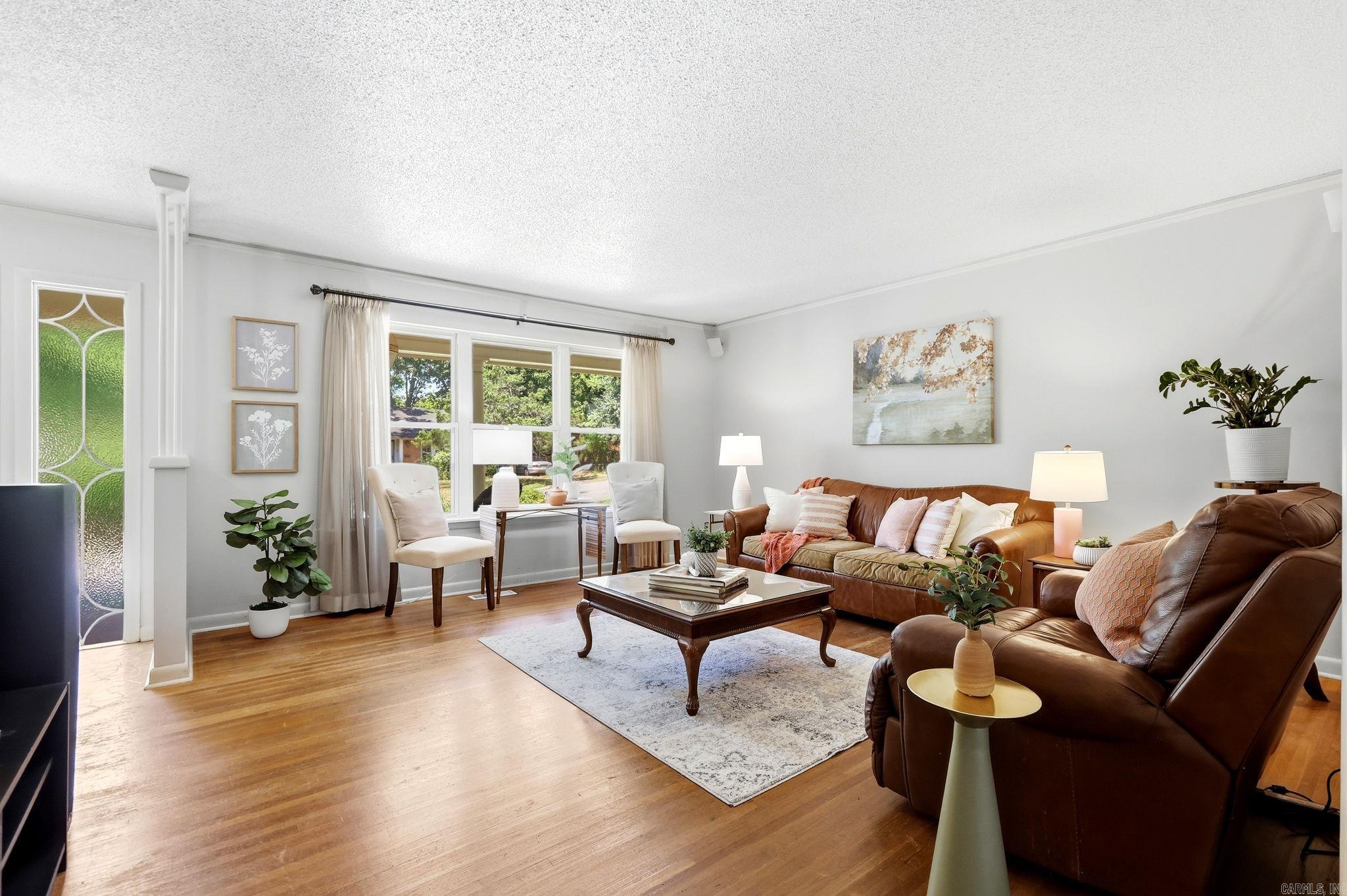 6 Lorna Drive