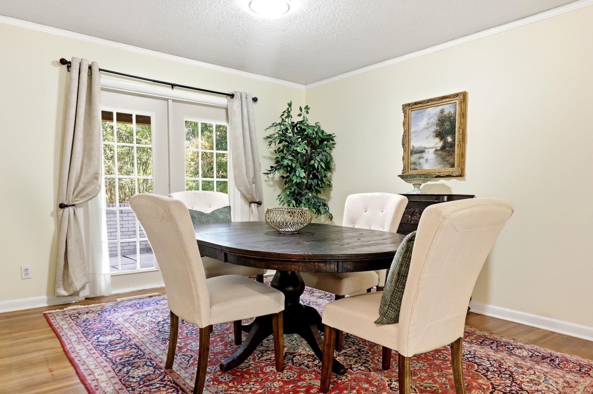 6 Lorna Drive