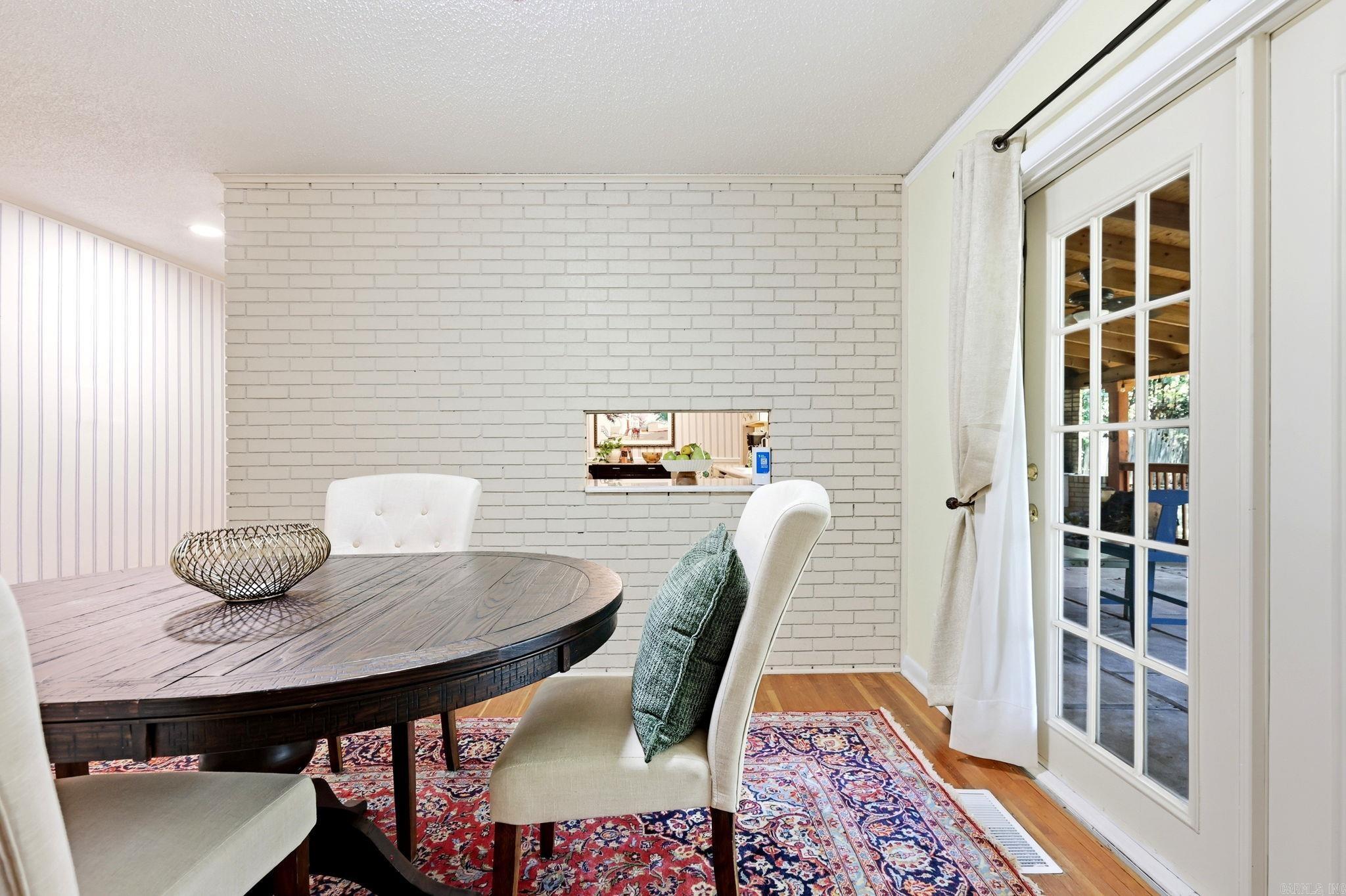 6 Lorna Drive
