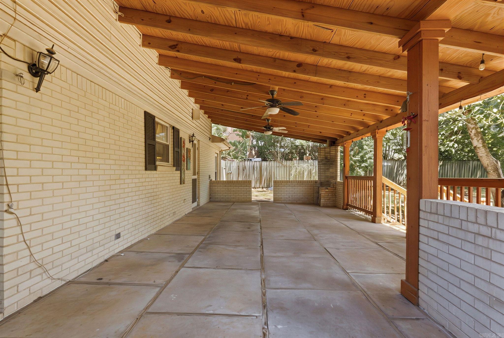 6 Lorna Drive