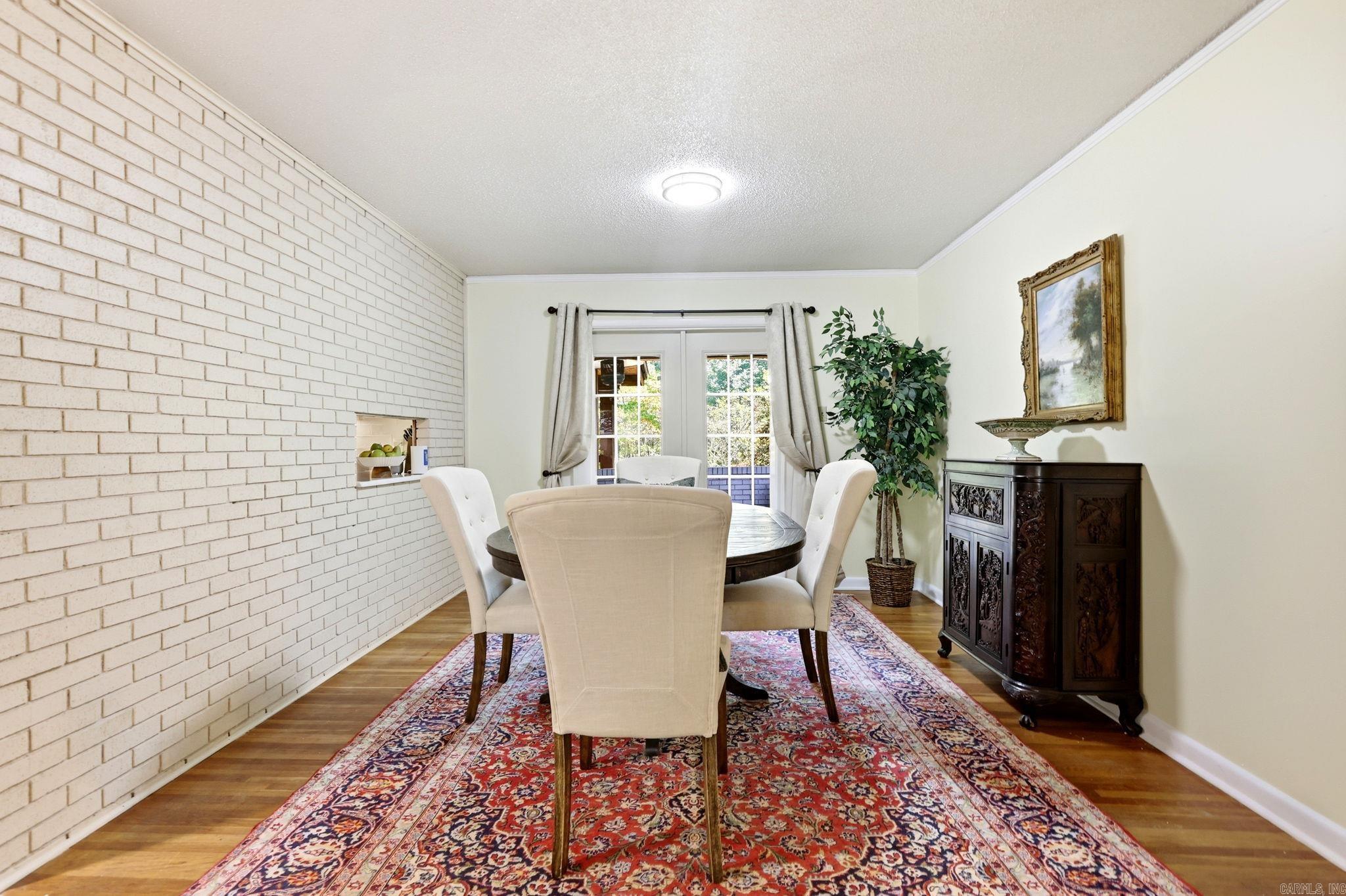 6 Lorna Drive