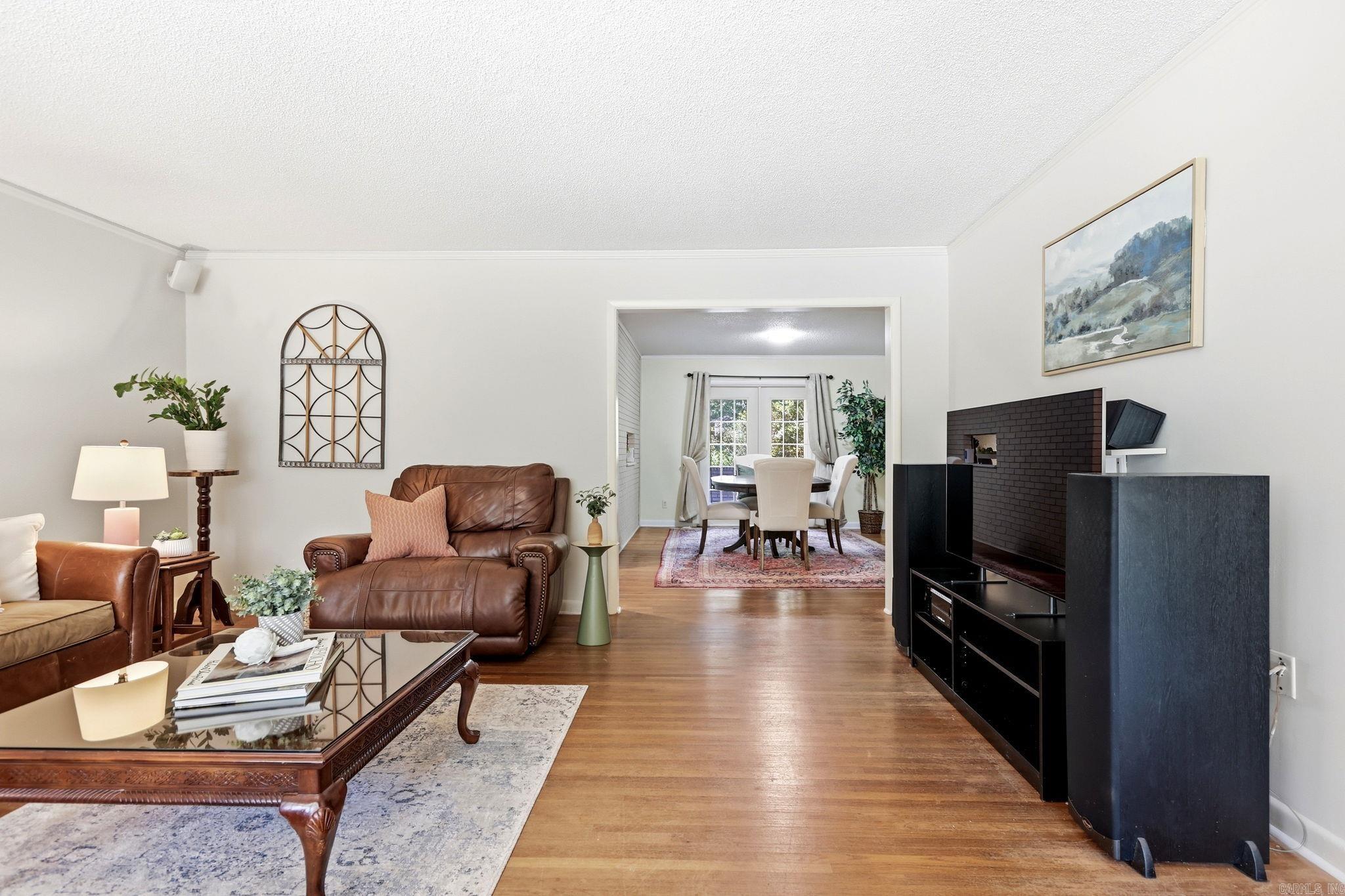 6 Lorna Drive