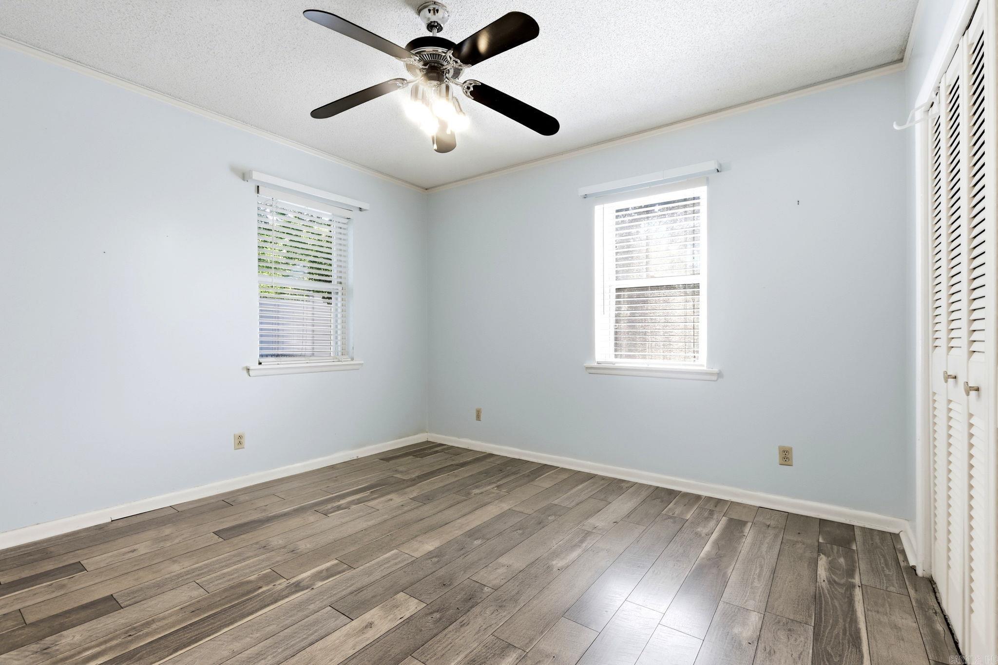 6 Lorna Drive