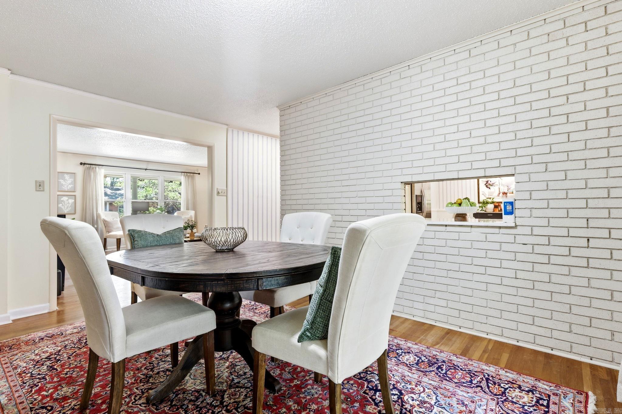 6 Lorna Drive