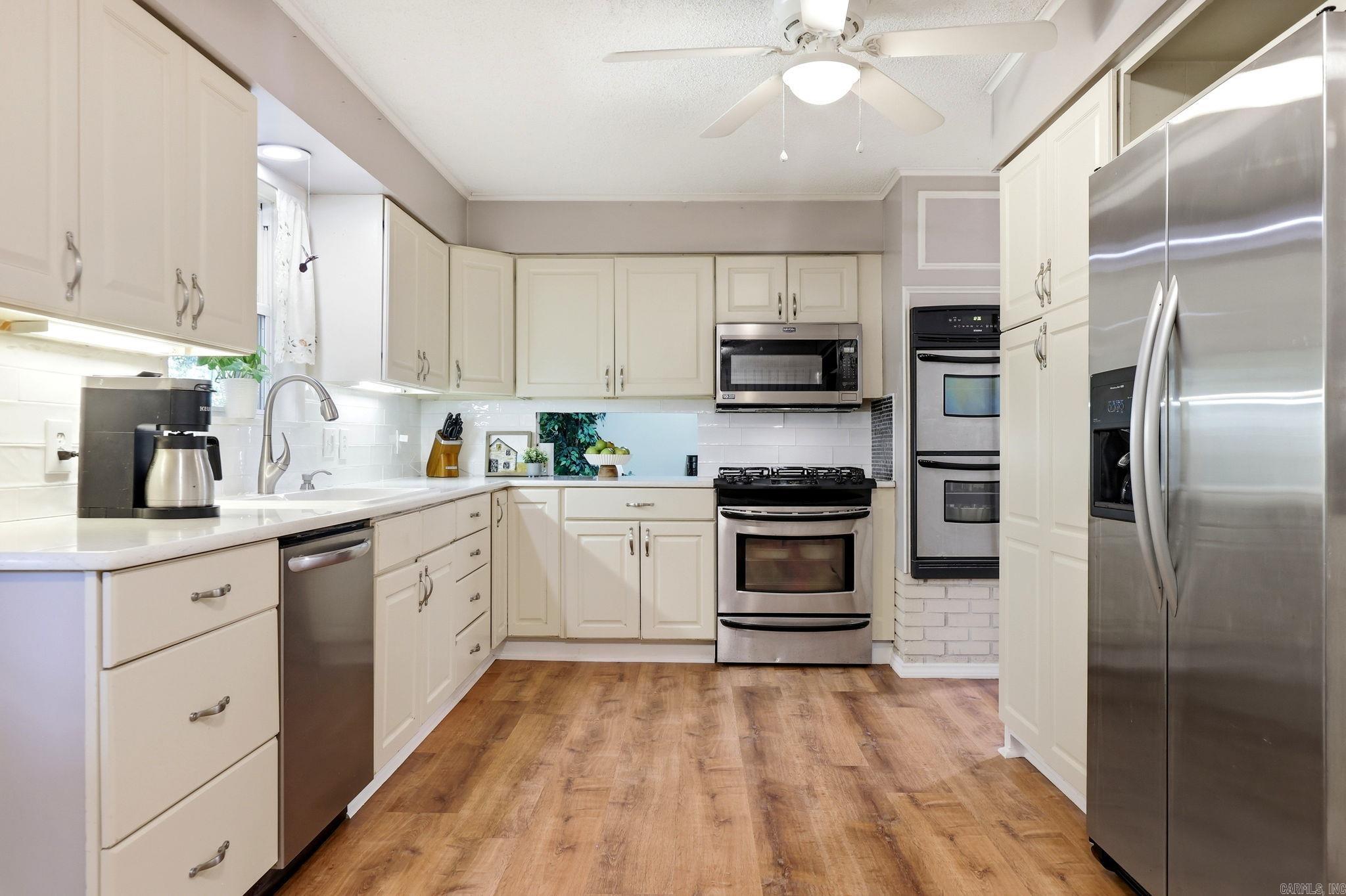 6 Lorna Drive