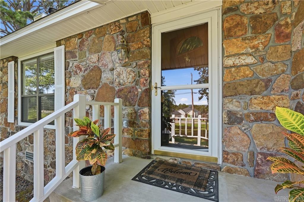 135 High Acres Dr