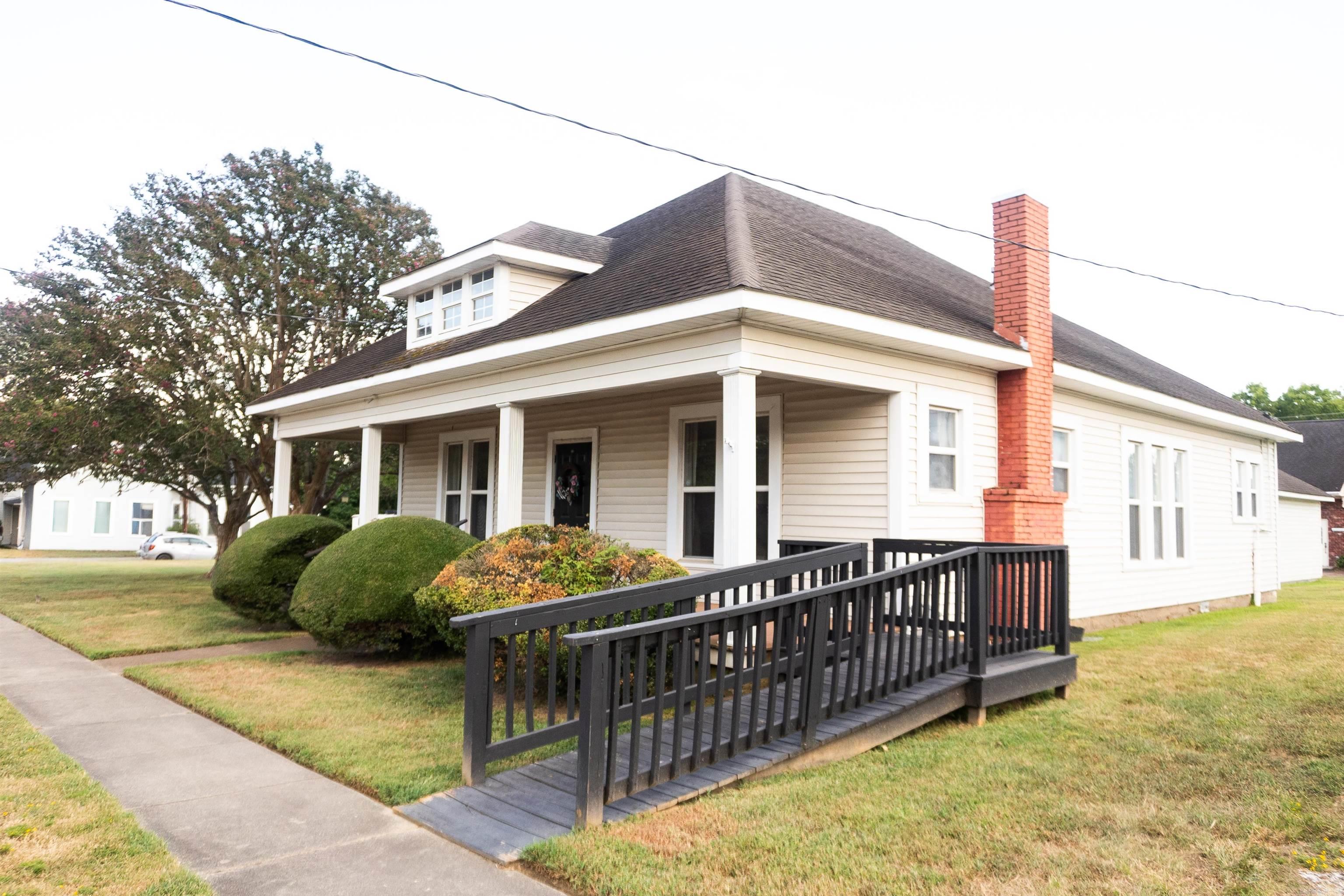 303 & 309 Main Street