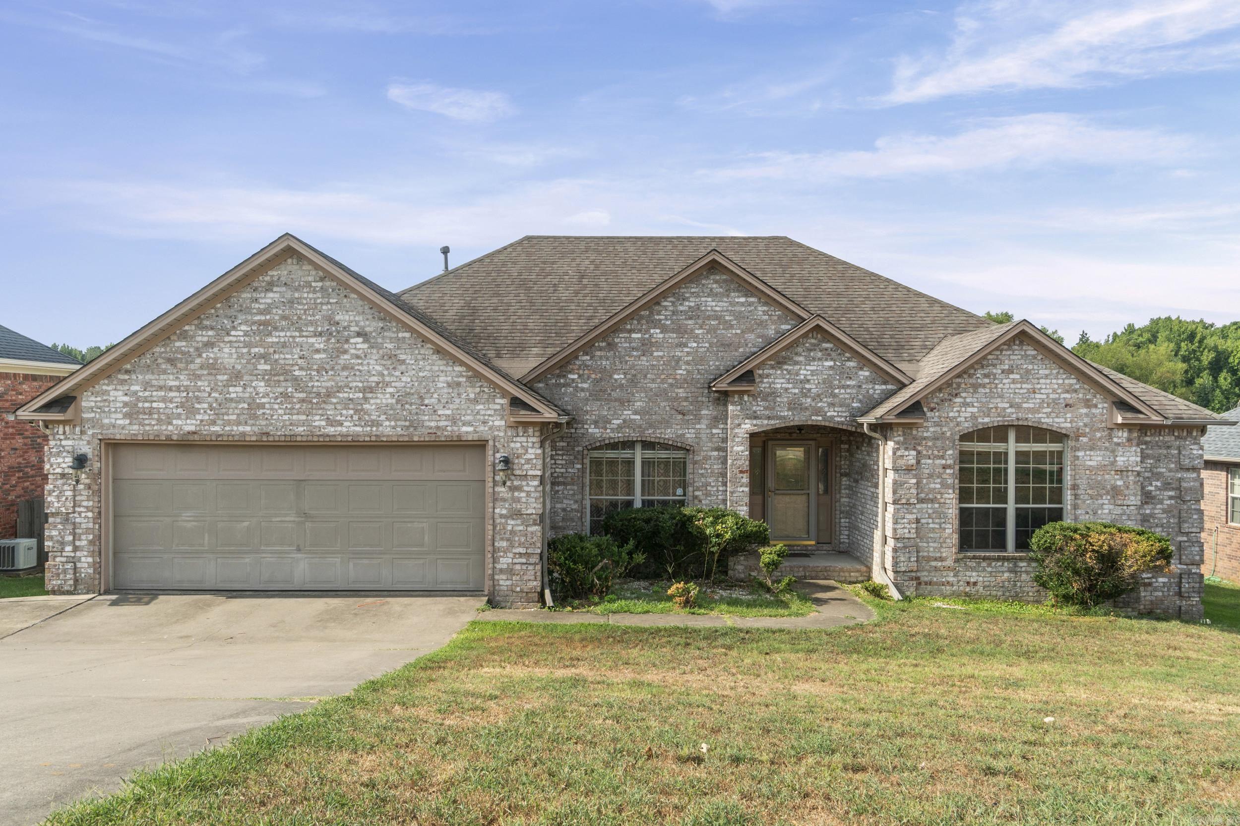 3401 N Ridge Drive