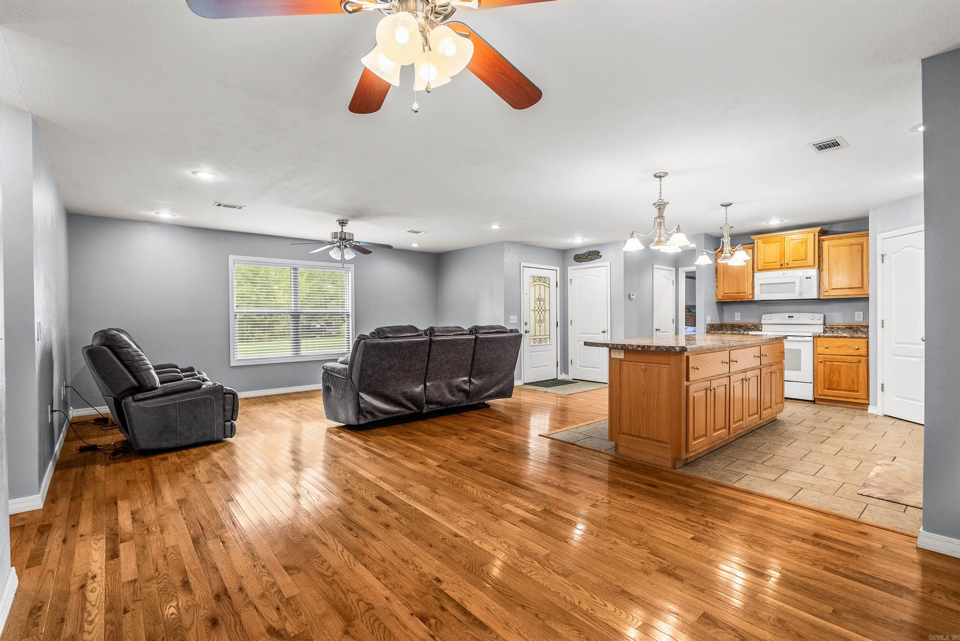 128 Union Road