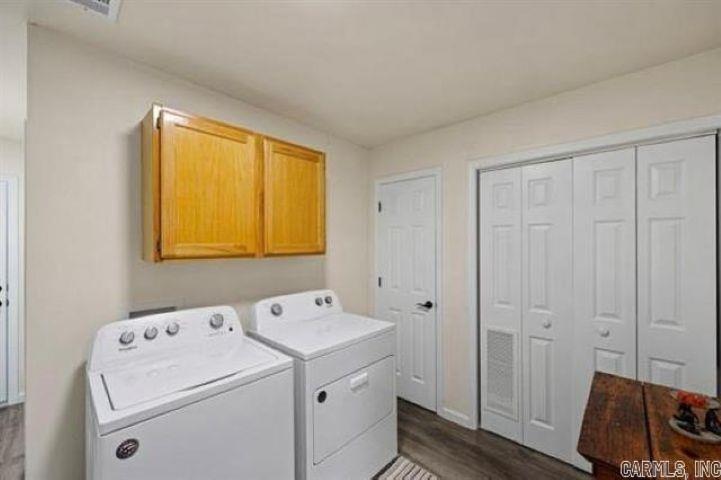 241 Lakewood Dr