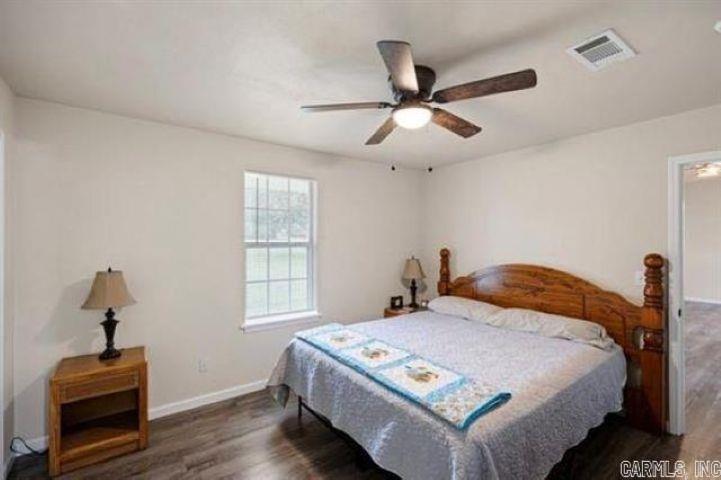 241 Lakewood Dr
