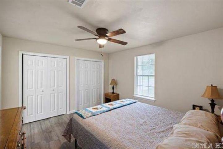 241 Lakewood Dr
