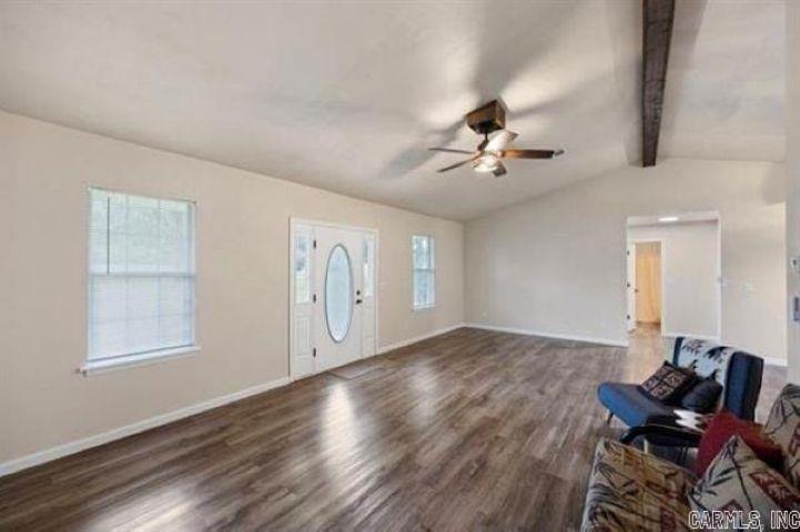 241 Lakewood Dr