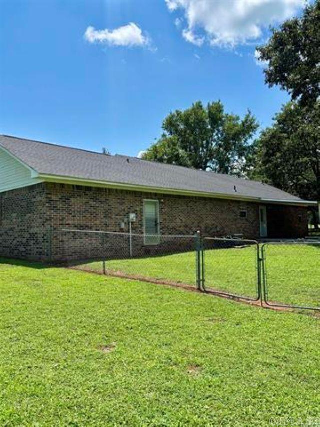 241 Lakewood Dr