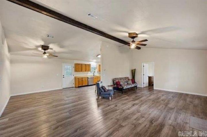 241 Lakewood Dr