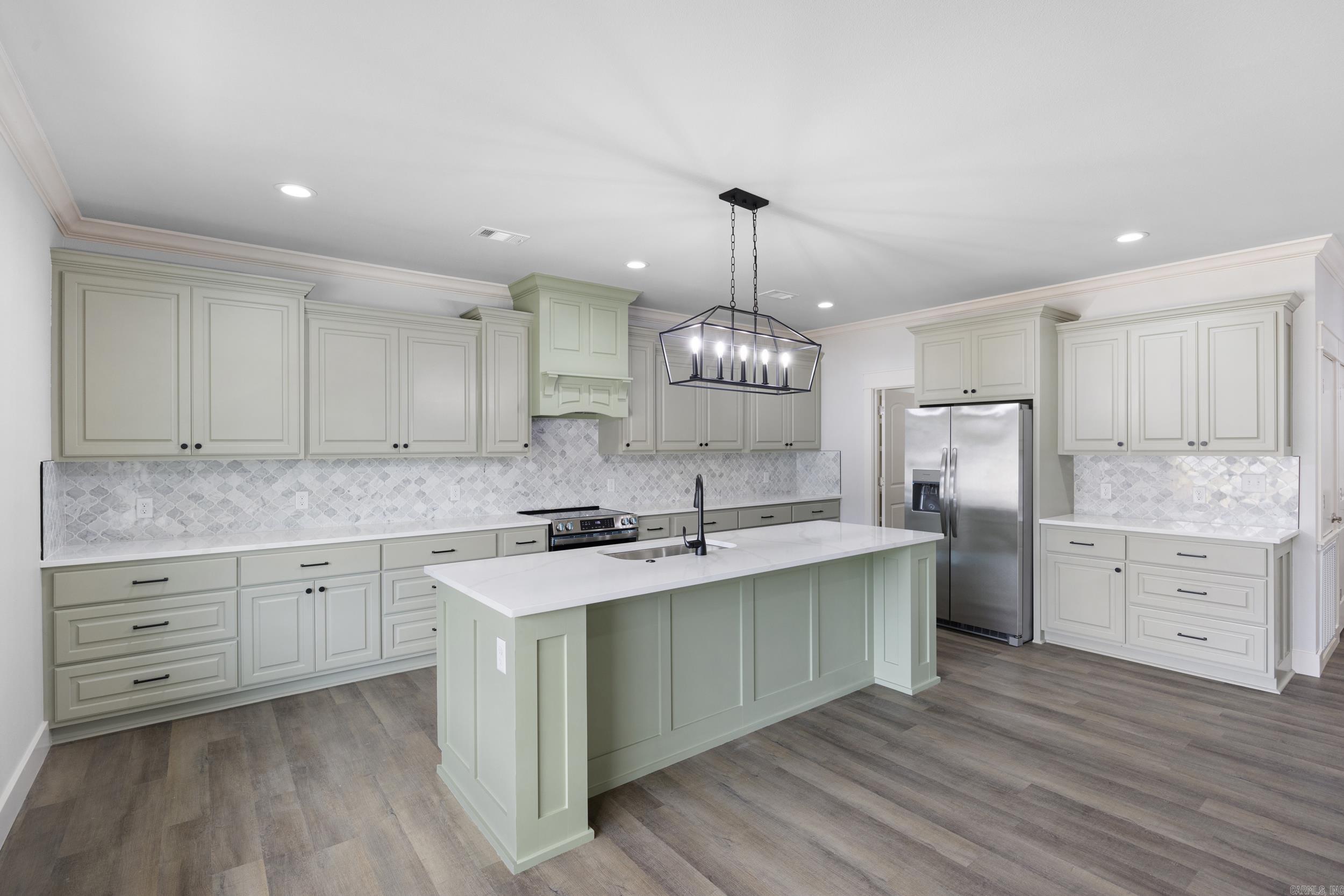 107 Harbor Cir