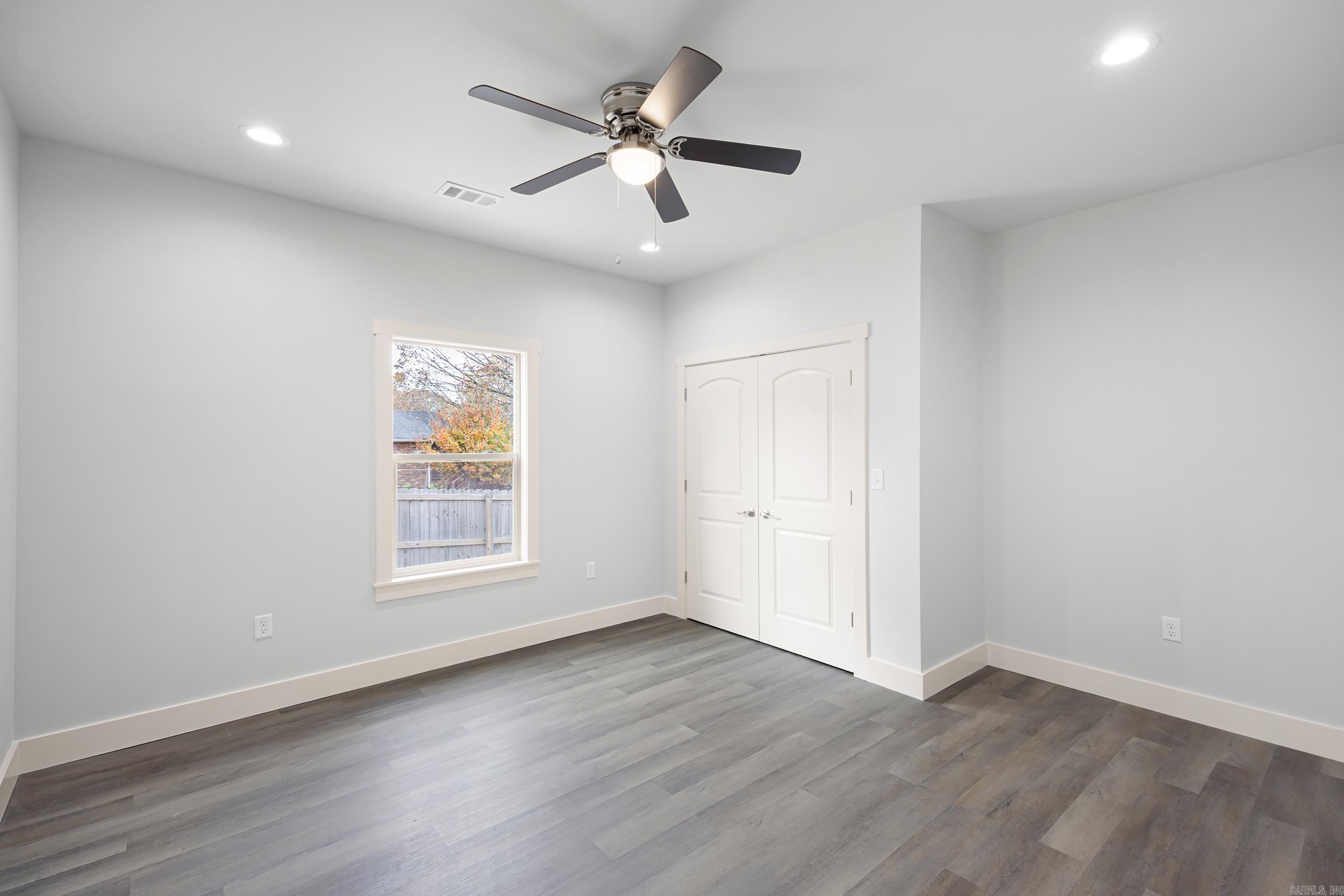 107 Harbor Cir