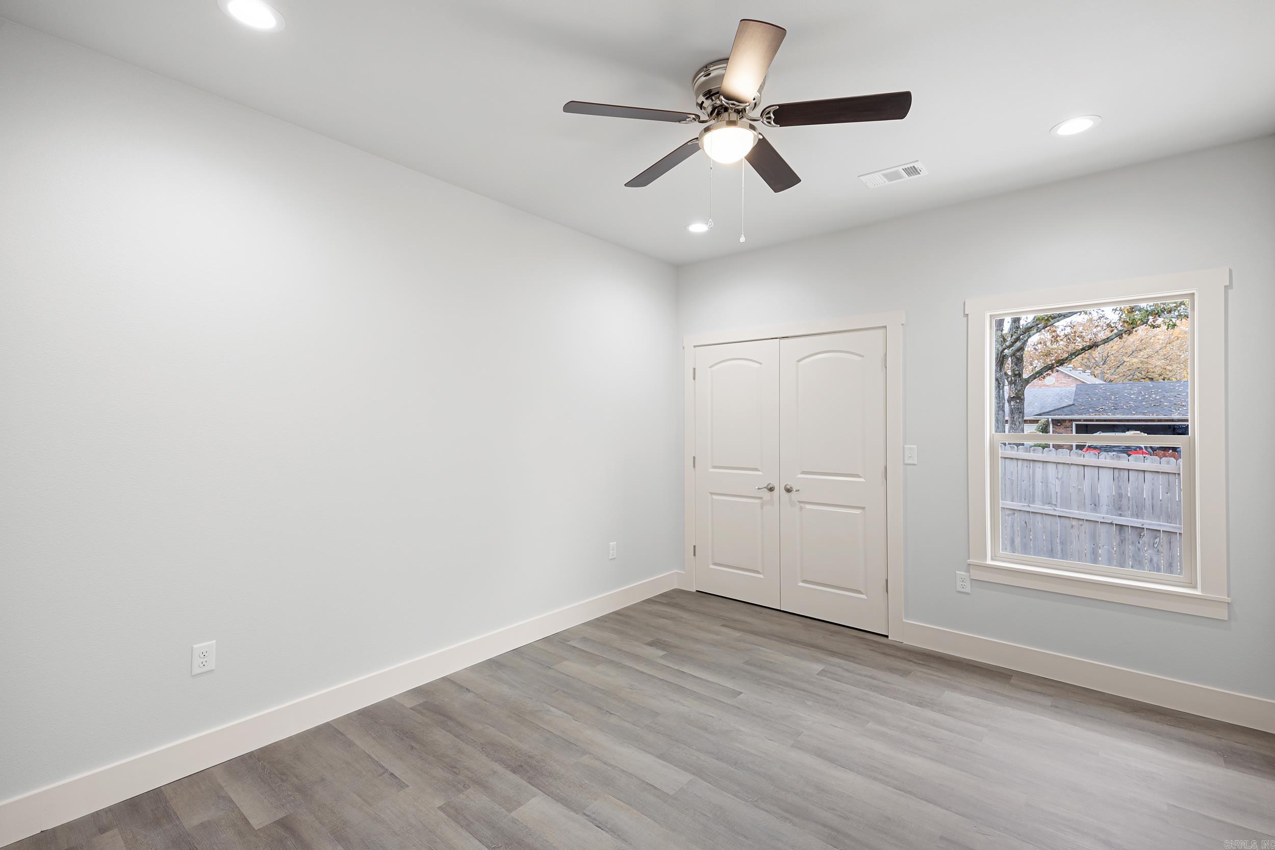 107 Harbor Cir