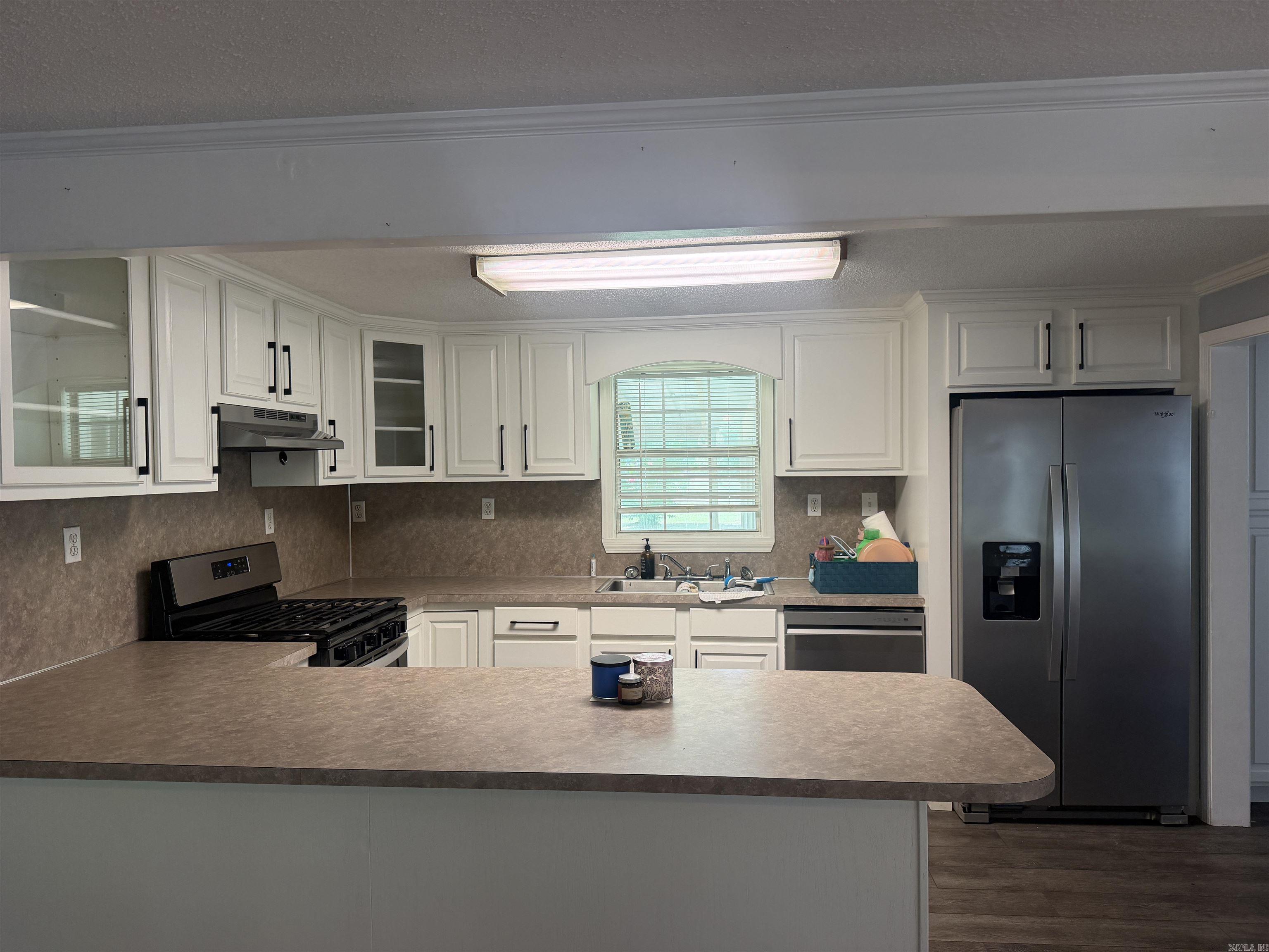 2604 Oakwood Cove