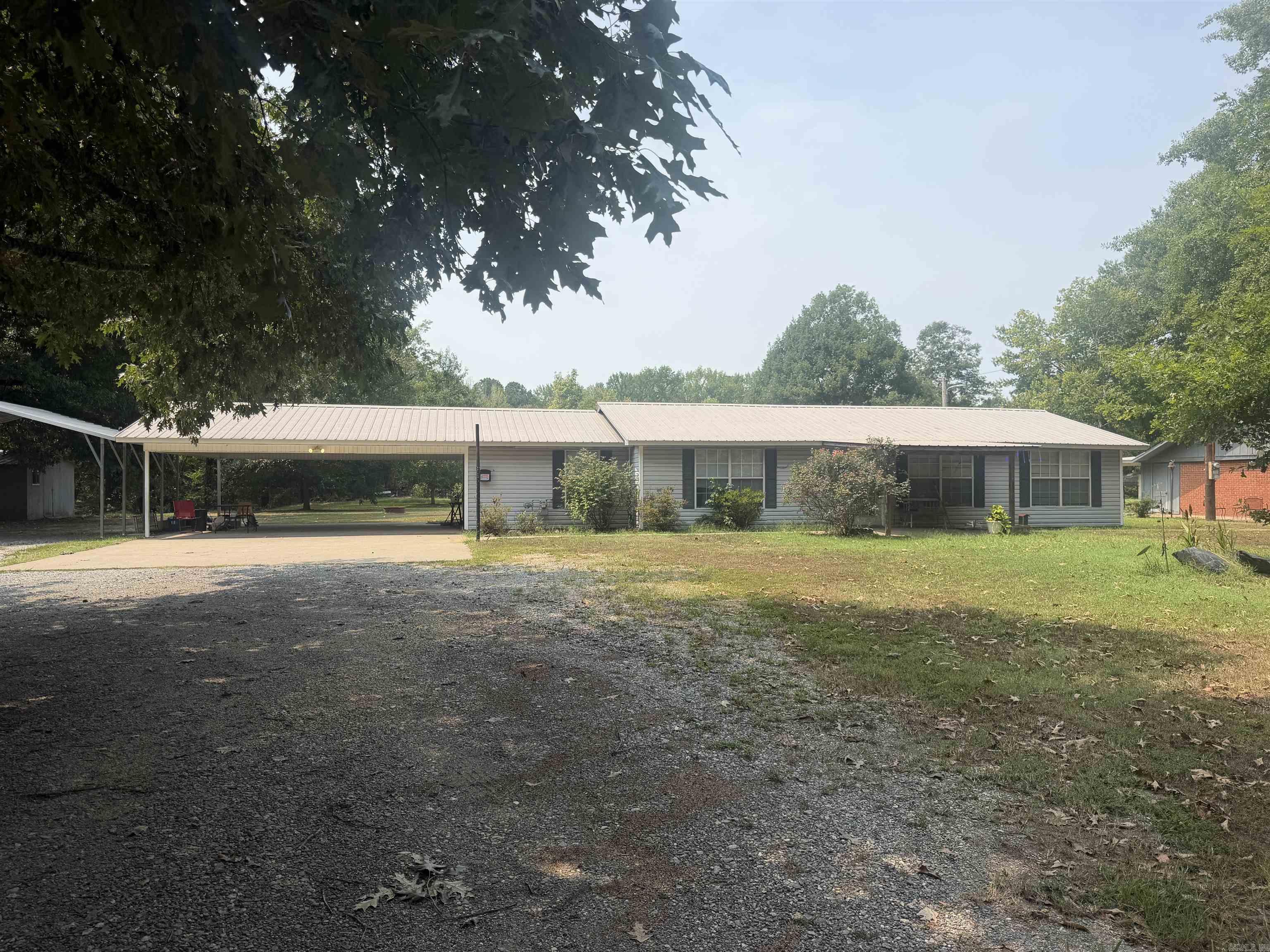 2604 Oakwood Cove