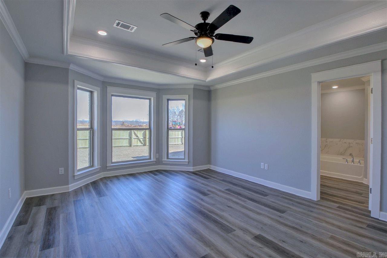 119 Corniche Ln