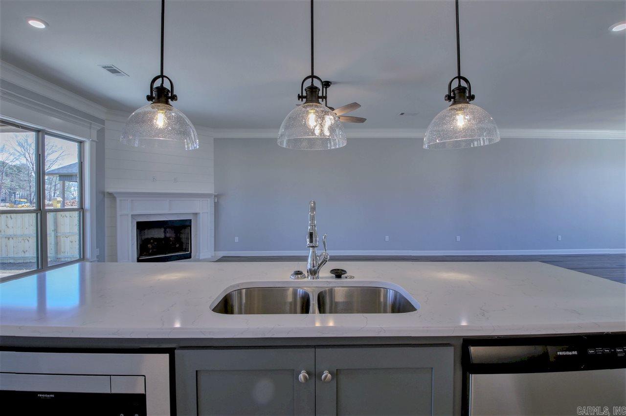 119 Corniche Ln