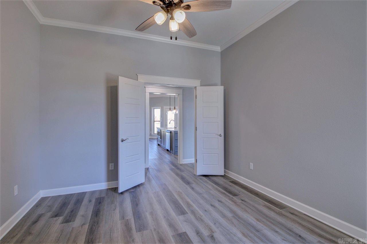 119 Corniche Ln