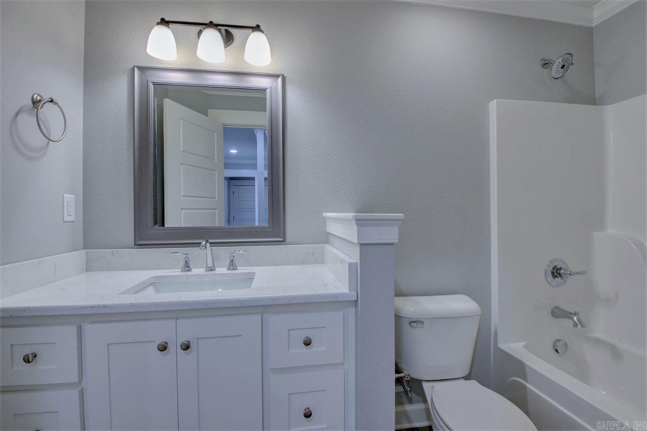 119 Corniche Ln
