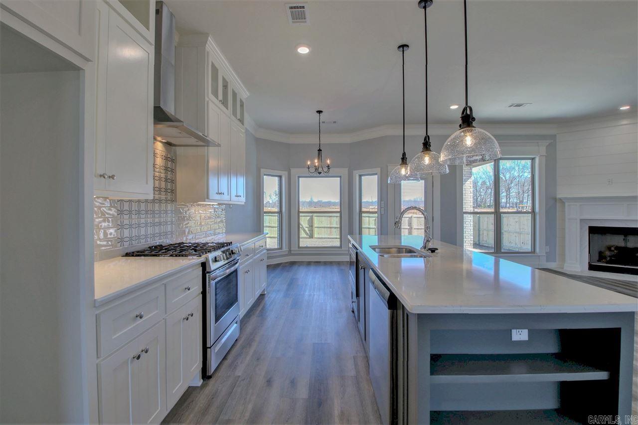 119 Corniche Ln