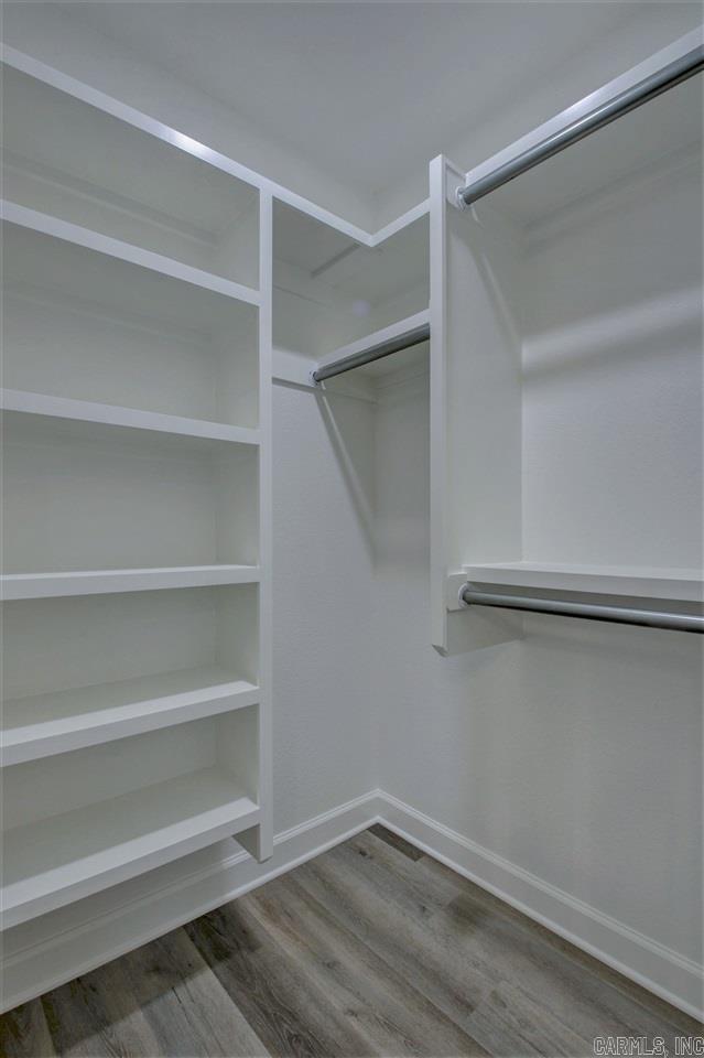 119 Corniche Ln