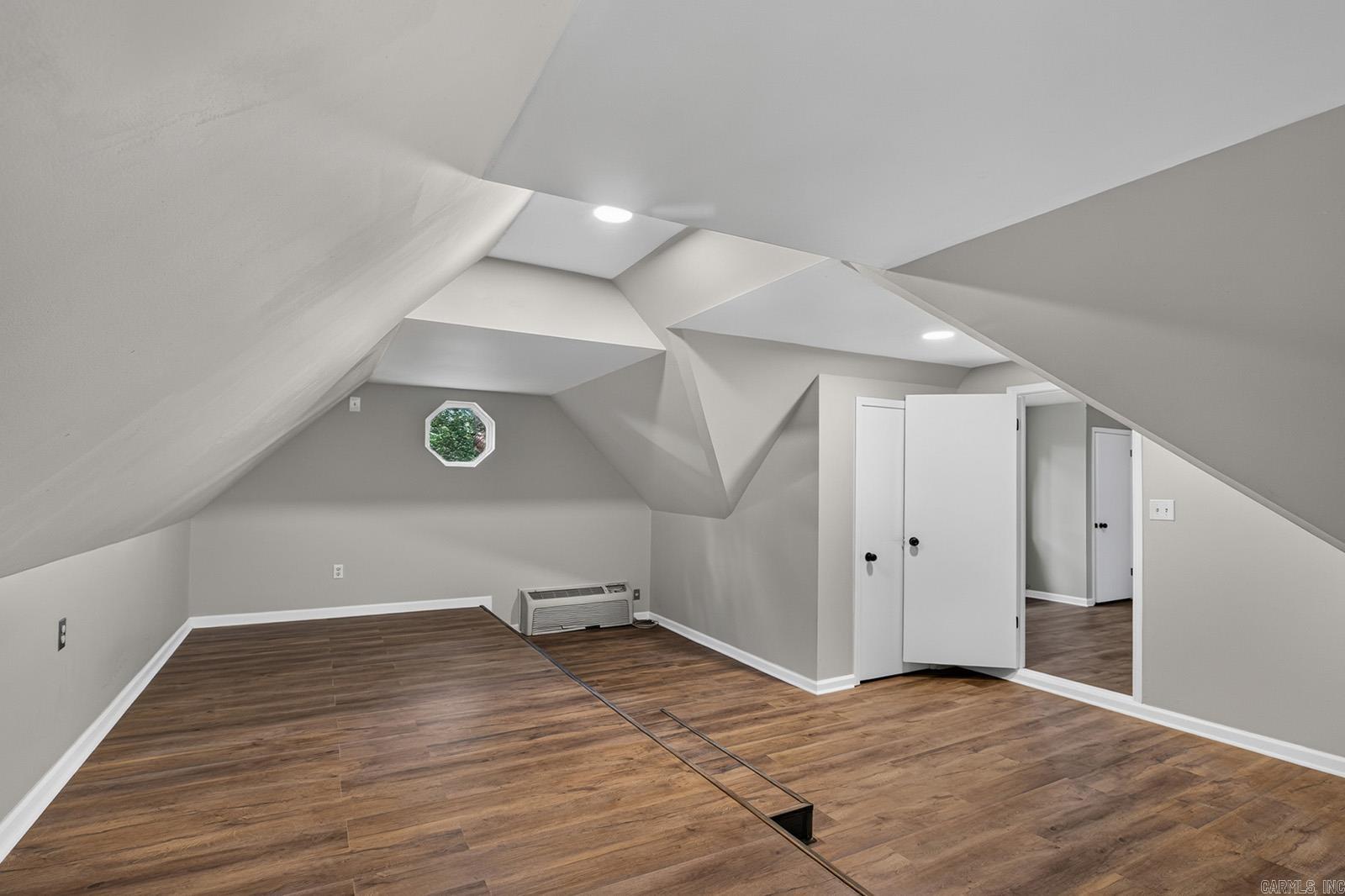 86 Bame Cir