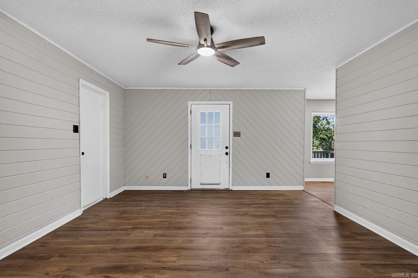 86 Bame Cir
