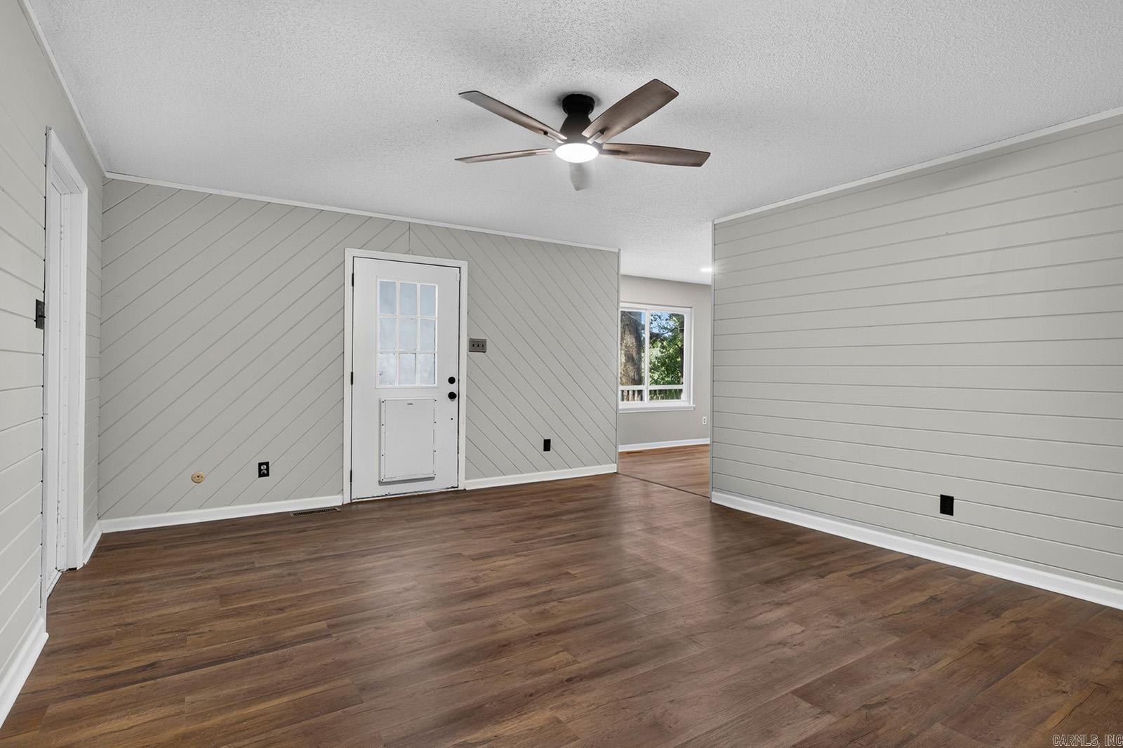 86 Bame Cir
