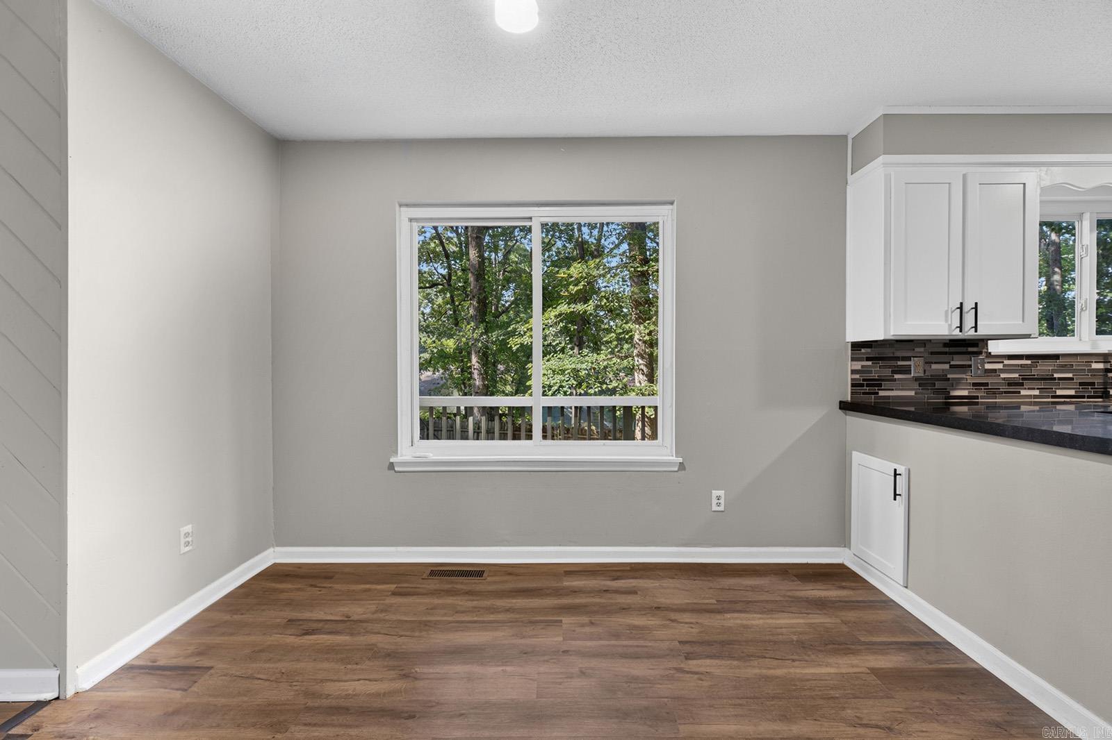 86 Bame Cir