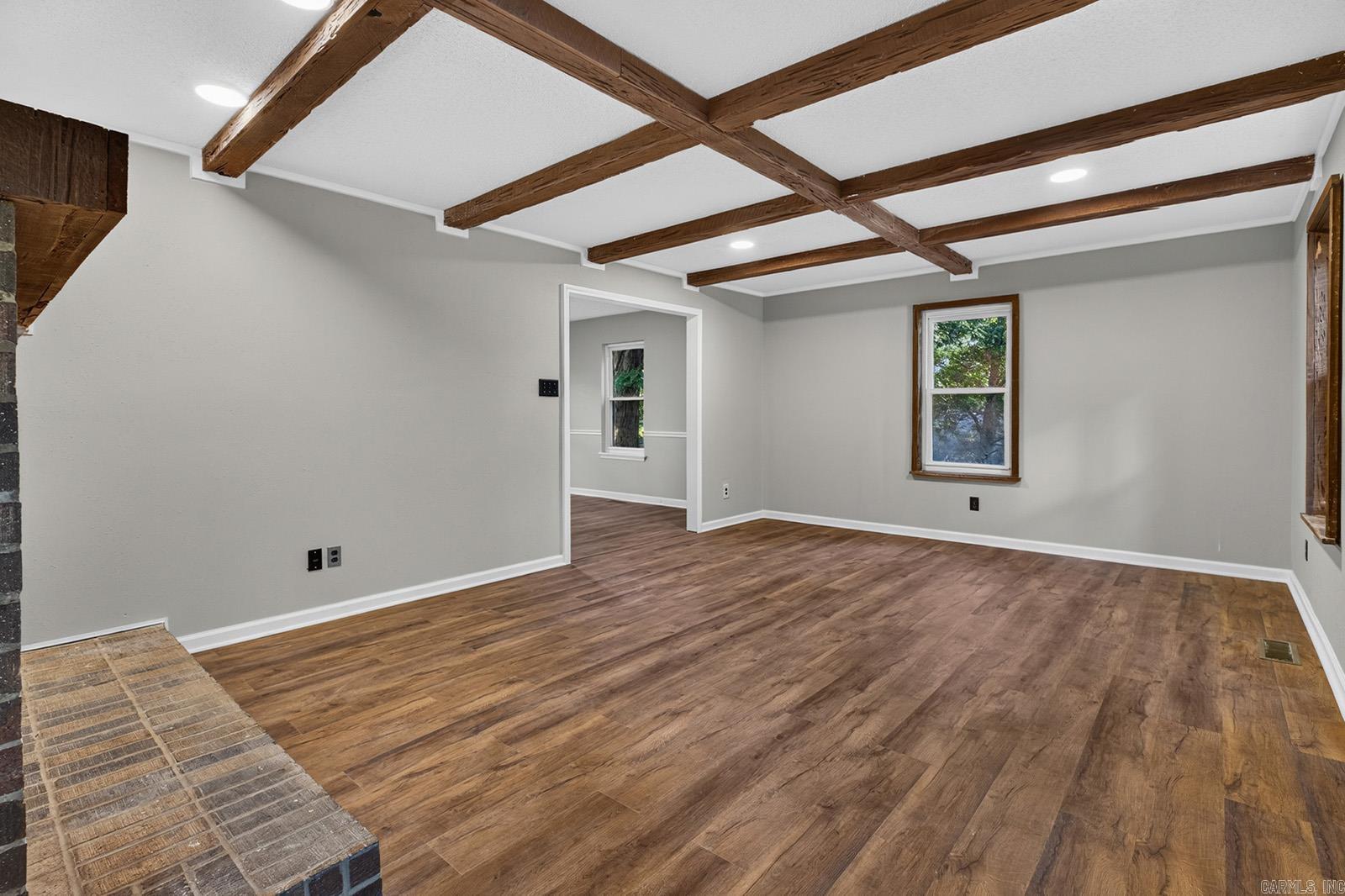 86 Bame Cir