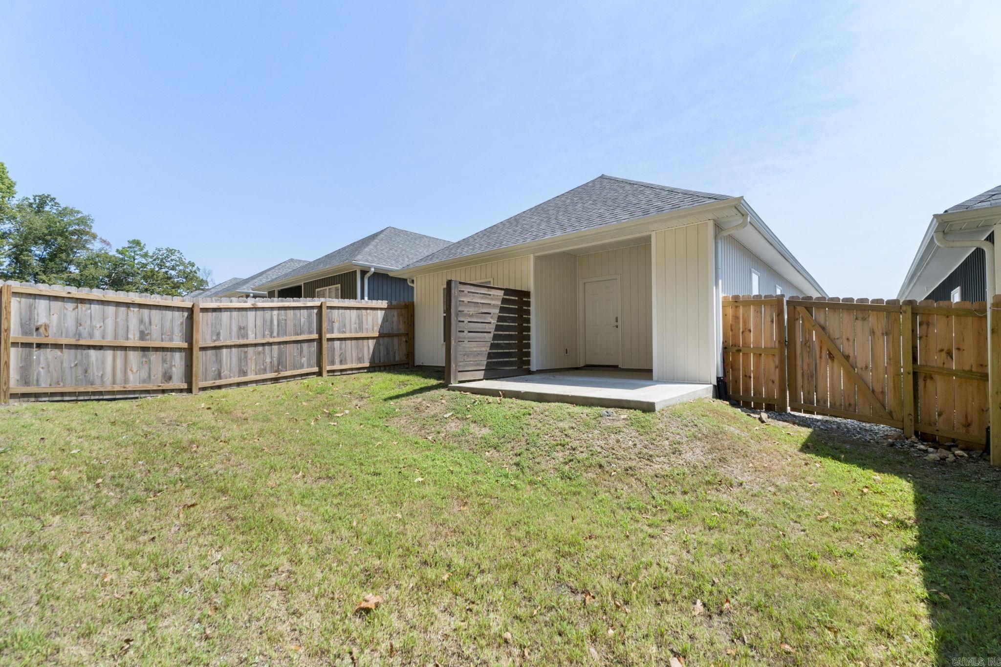 25 Wolfsbridge Loop