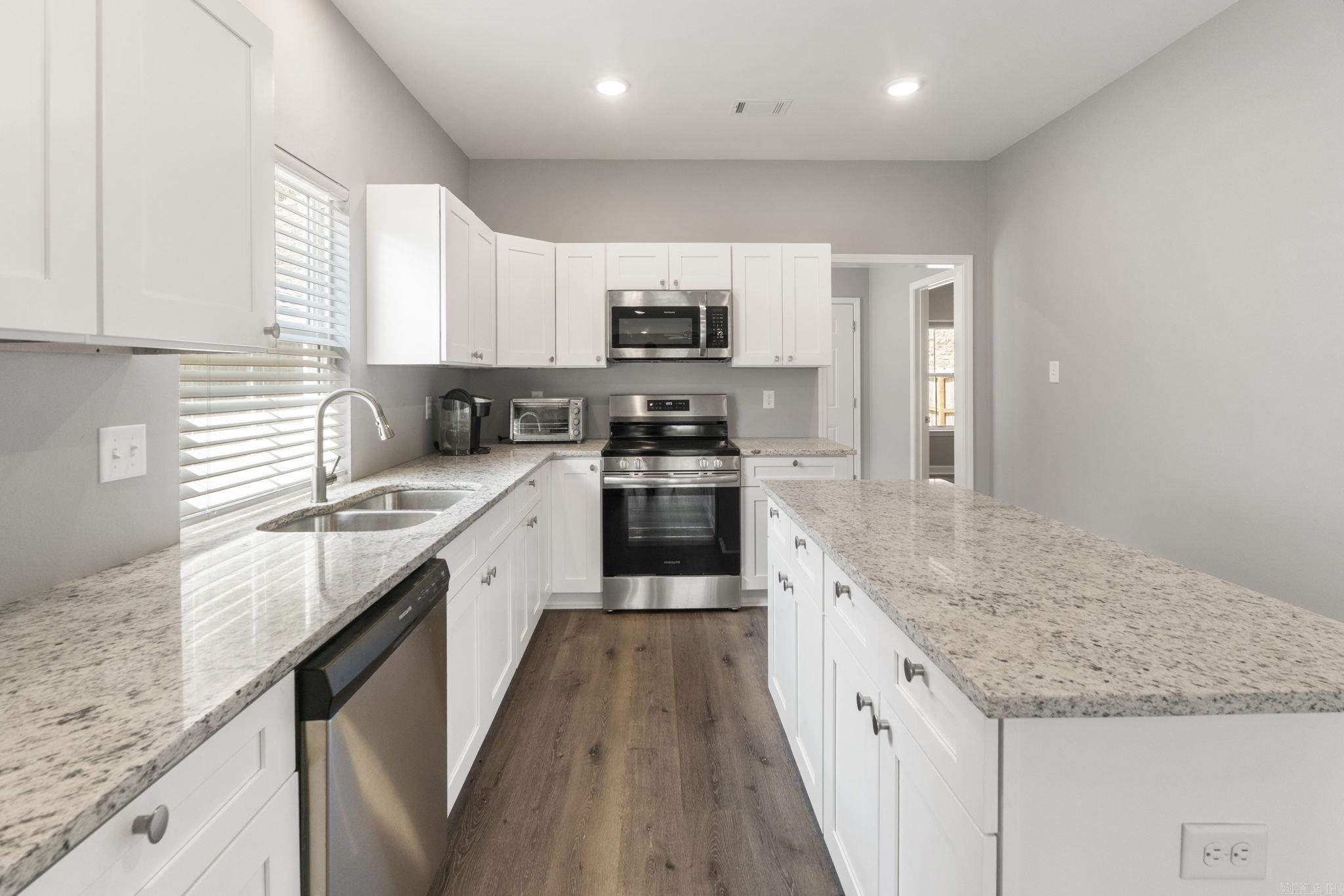 25 Wolfsbridge Loop