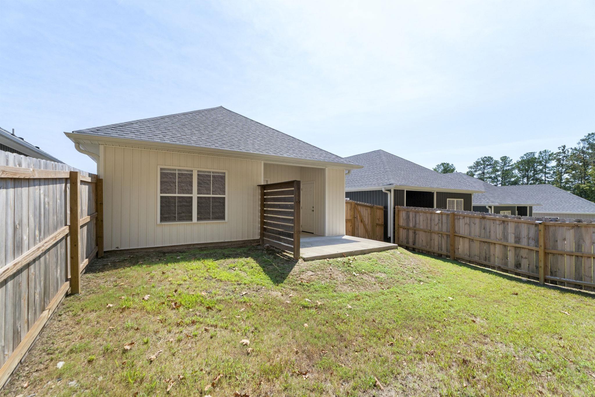 25 Wolfsbridge Loop