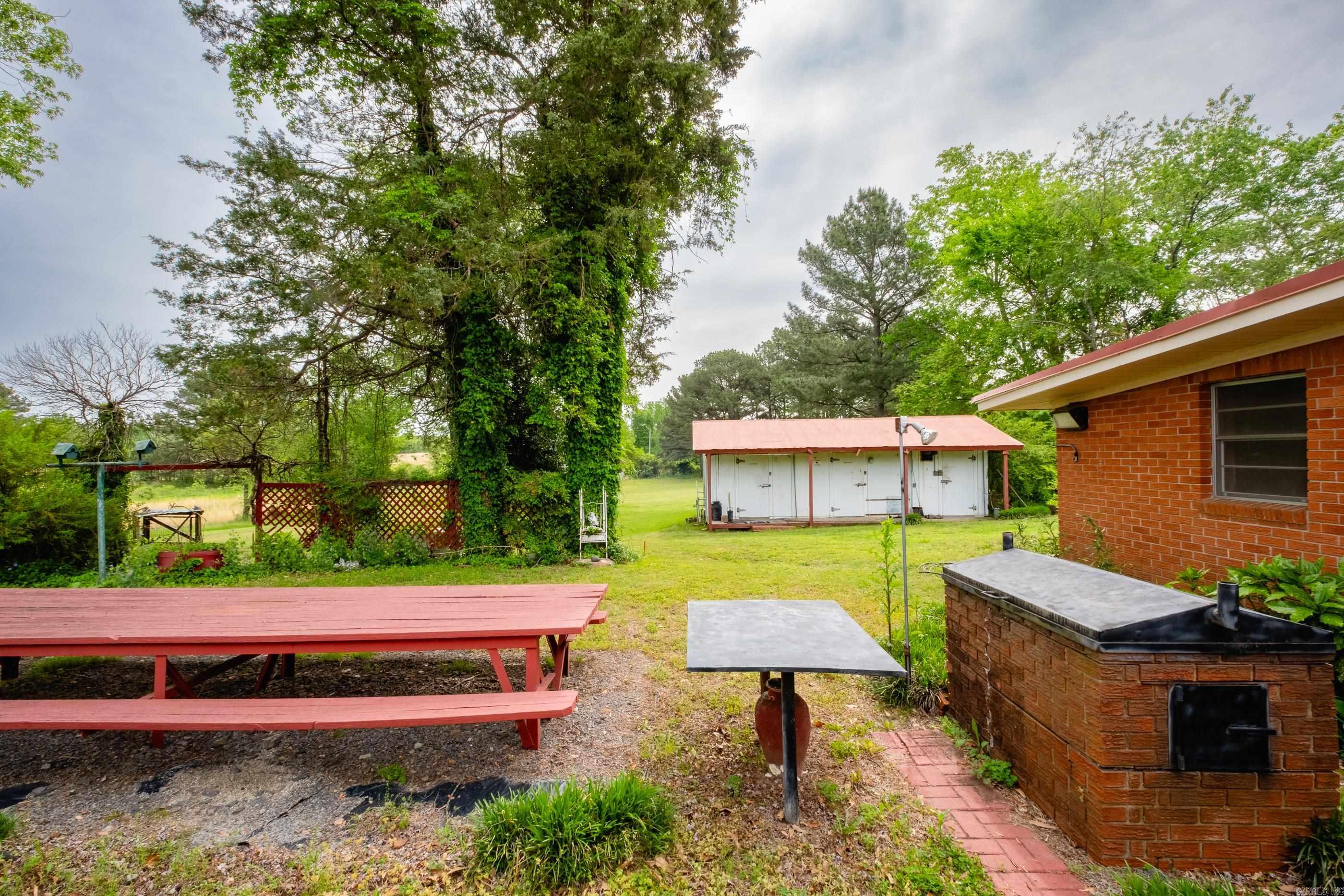 4976 Hwy 9