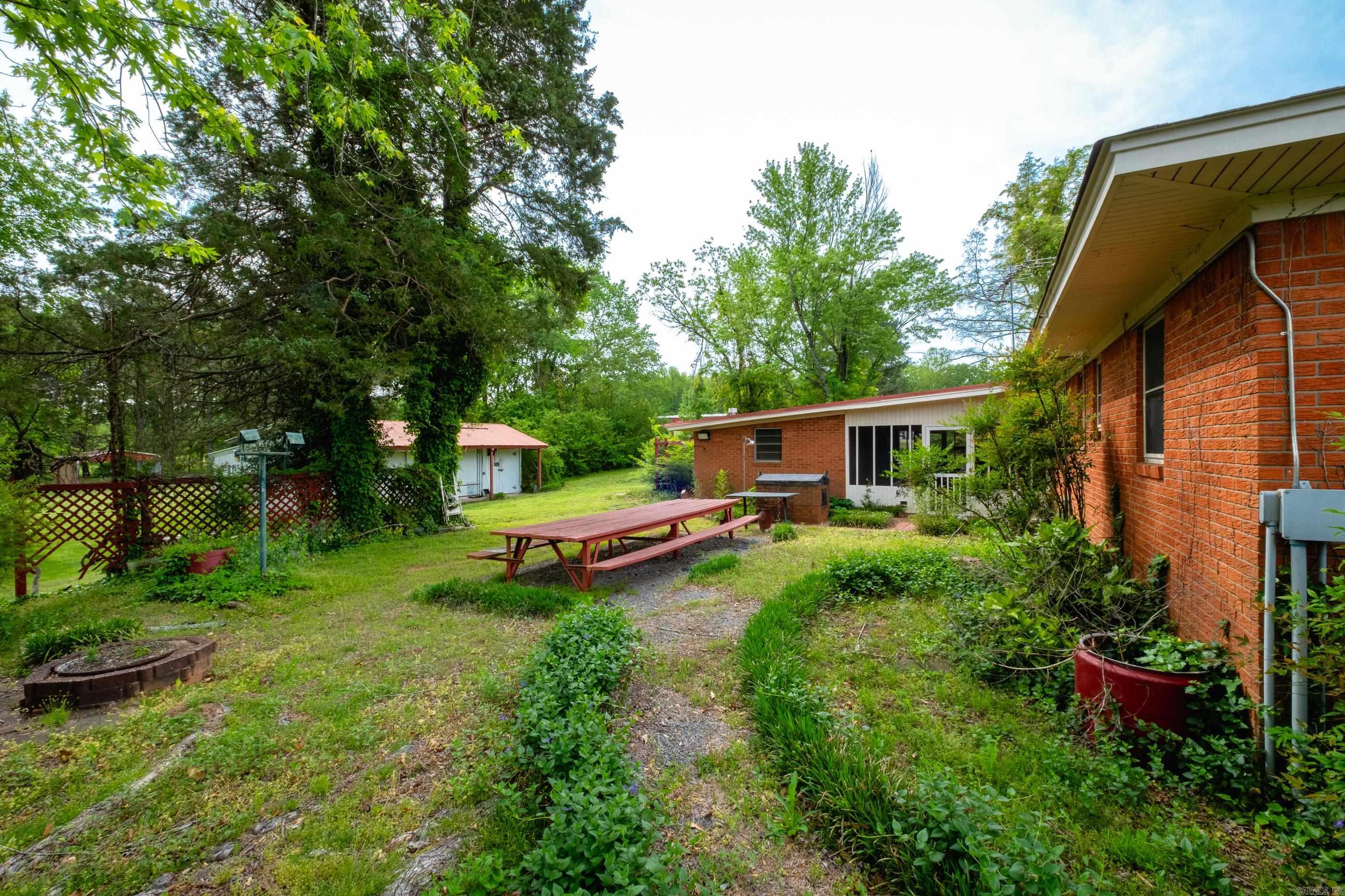 4976 Hwy 9