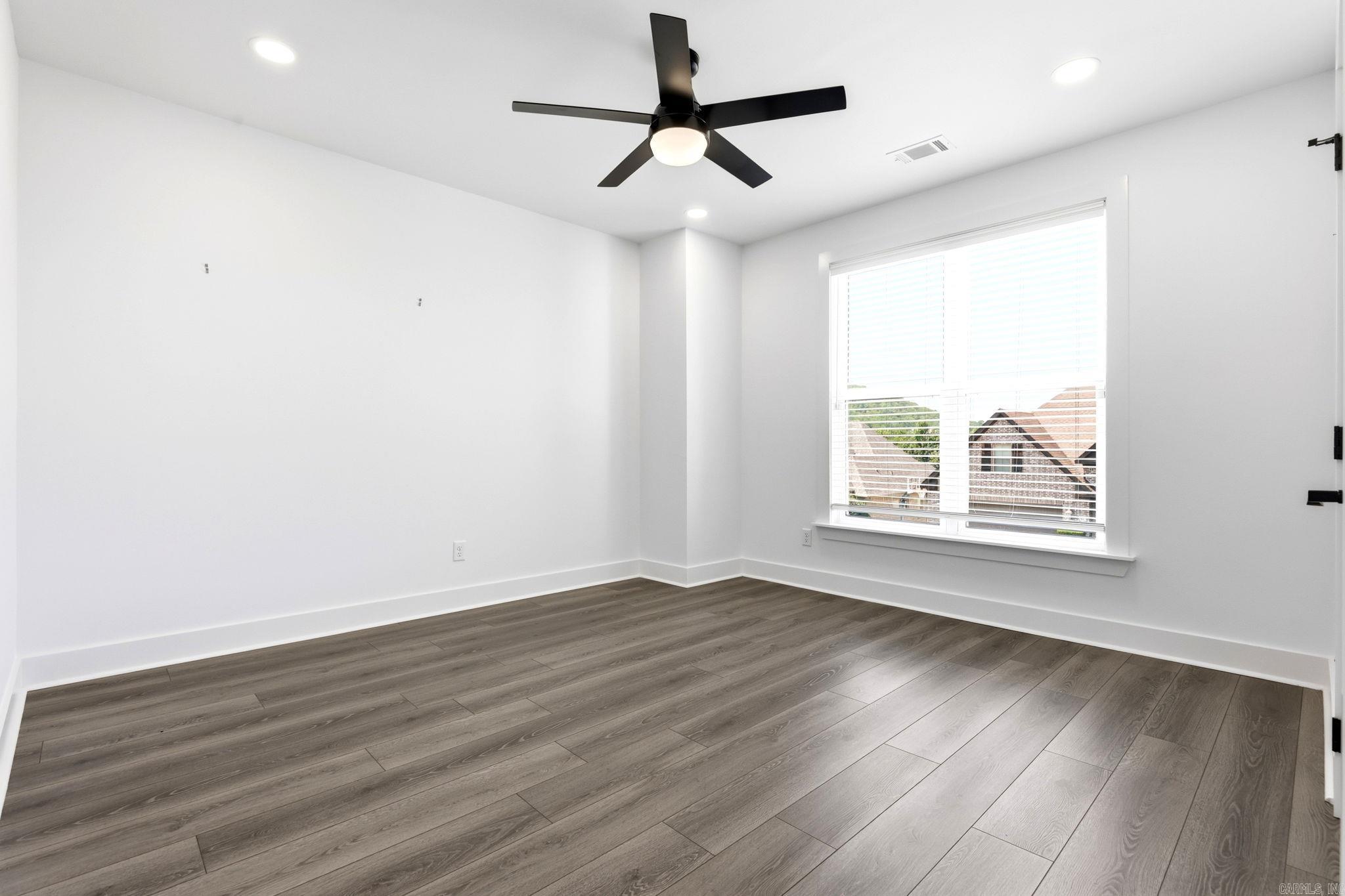 83 Tournay Circle