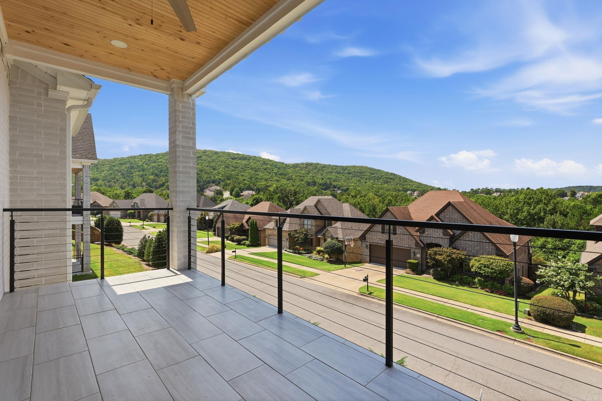 83 Tournay Circle