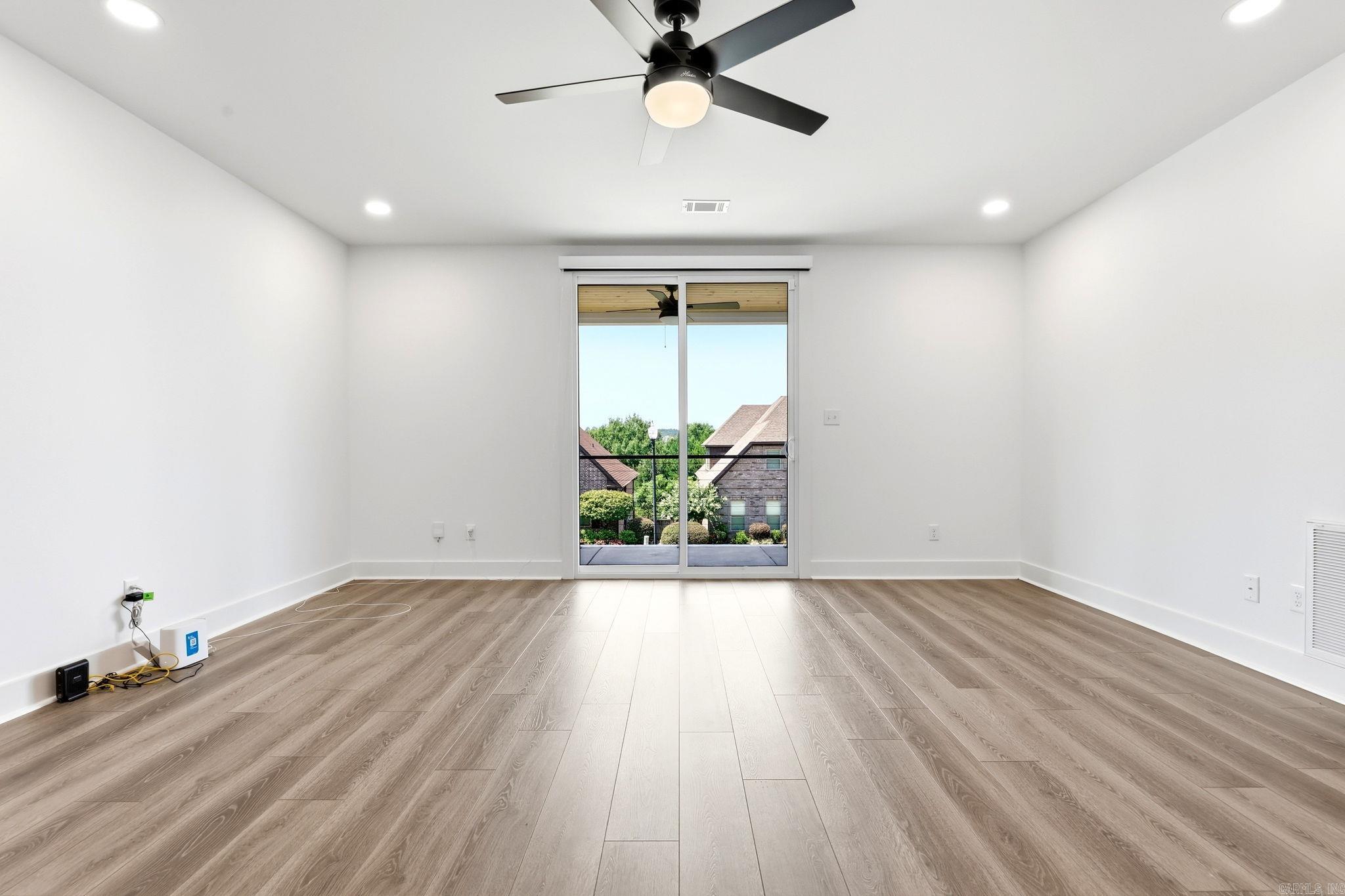 83 Tournay Circle