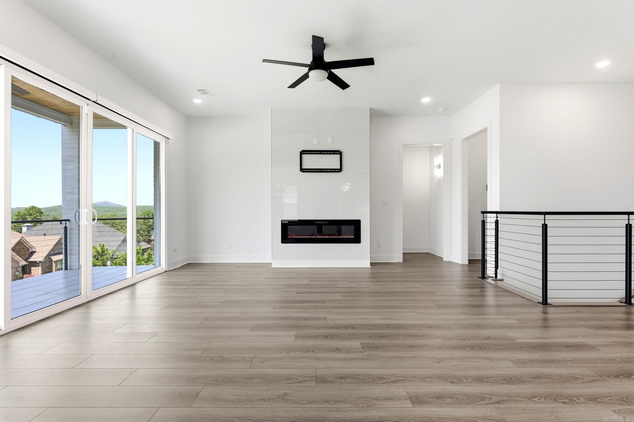 83 Tournay Circle